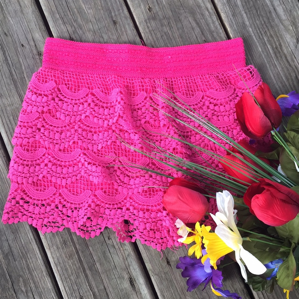 Beautiful Caruso tiered style shorts